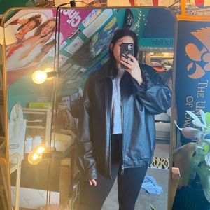 black leather bomber jacket size XL